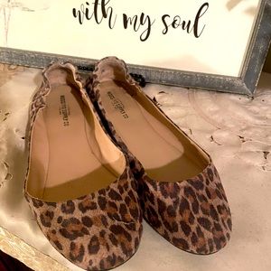 Size 9 animal print mossimo supply co flats